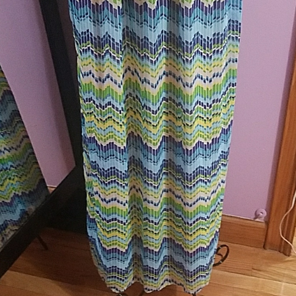 Maxi  Dress - Picture 7 of 8